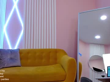 female cam girl milablush image #3098087