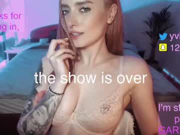 female cam girl _yvie_ image #1641977