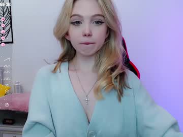 female cam girl small_blondee image #3815521