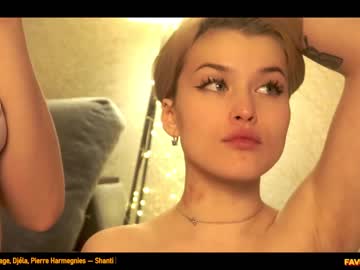 female cam girl a_mhere image #3449025