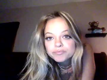 female cam girl teddysky69 image #4085361