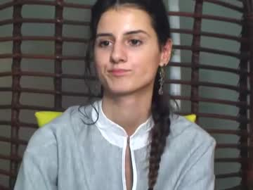 apoppie  female  webcam
