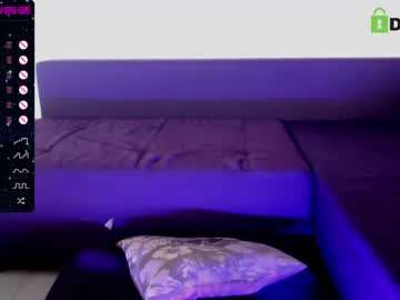 female cam girl fallen_angel_18 image #3669708