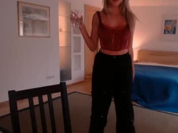 female cam girl bitter_moon image #3633704