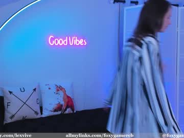 female cam girl foxy_gamer image #2357496