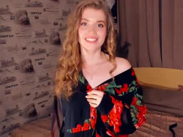 chia_silver  female  webcam