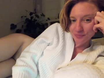 female cam girl pretendlunch image #3269431