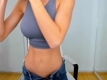 female cam girl ingridblondy94 image #3619431
