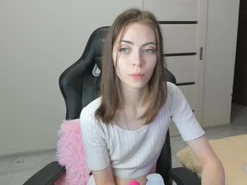 female cam girl lika_moon image #592274