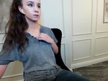 female cam girl ehotlovea image #1013753