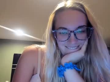 female cam girl mariah95 image #150857