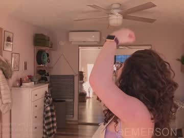 female cam girl emersoncane image #983110