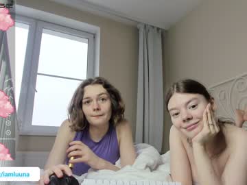 female cam girl mxxnsxsul image #3046885