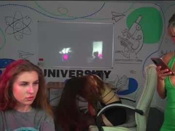female cam couple kira0541 image #2239910