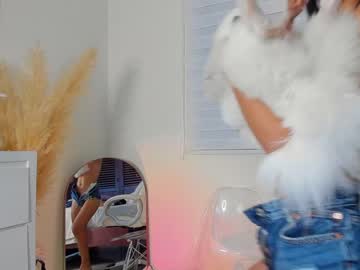 female cam girl veroniqe_lounge image #2375952