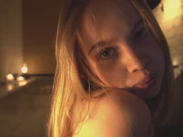 female cam girl bibi_it_is image #2993650
