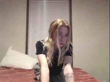 female cam girl lillithcums image #3796543