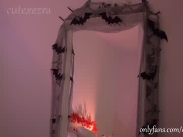 female cam girl ezra image #278295