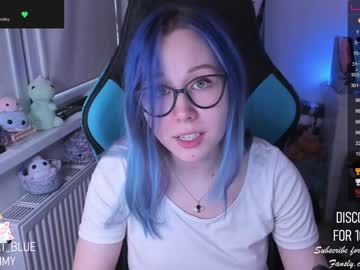 female cam girl blue_mooncat image #2522182
