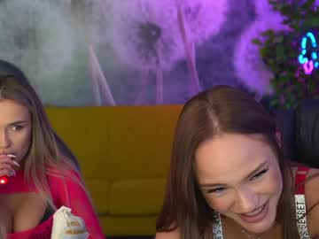 female cam couple kira0541 image #2864936