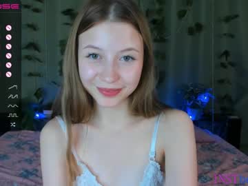 female cam couple beverlyvega image #2398172