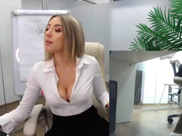 female cam girl babesgowild image #2937820