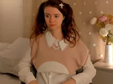 eadlincall  female  webcam