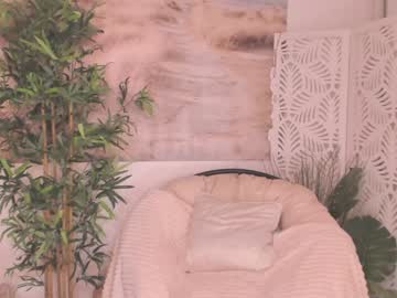 female cam girl yourmidnightcoffee image #2556779
