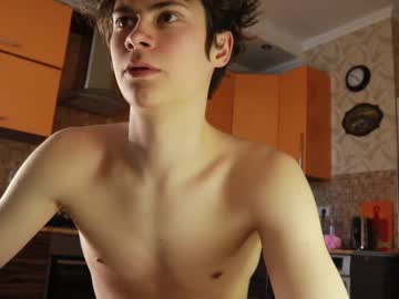 female cam man your_cute_friend image #1339640