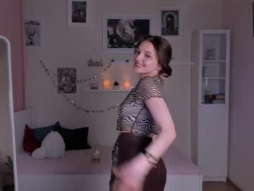whereweland  female  webcam