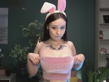 female cam girl ella_knockers_xl image #1346007