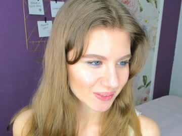 female cam girl dennistamsyn image #1381837