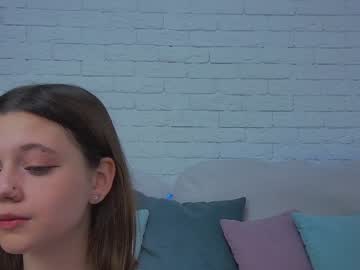 female cam girl lilly_bb_girl image #2587931