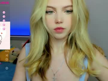 female cam girl small_blondee image #3714674