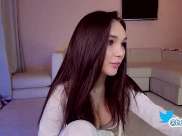female cam girl hollyextra image #3027485