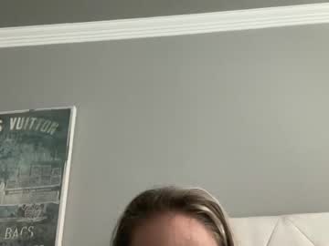 female cam girl ontheloc image #3894341