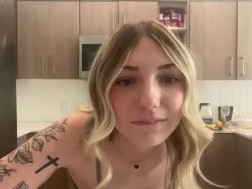 female cam girl emiefox image #4059772