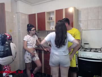 female cam couple iuliana32 image #450824