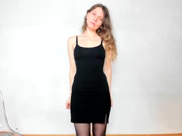 female cam girl giveyouelevenminutes image #2645597