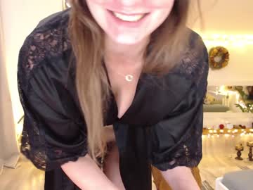 female cam girl taralanes image #3487447