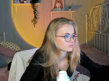 female cam girl linellali image #2465848