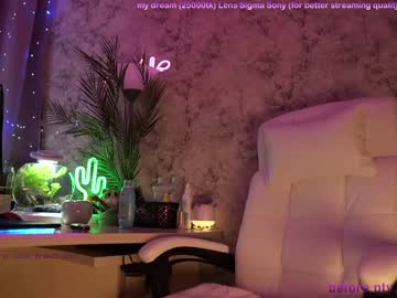 female cam girl kronniekray image #753254