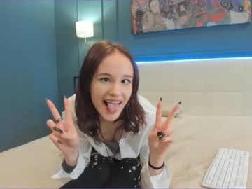 female cam girl noreenbeacher image #3978426