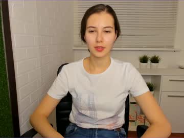 female cam girl carolineprise image #648471