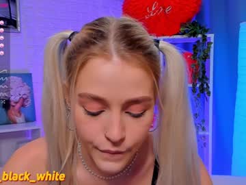 female cam couple huntertiana image #249149