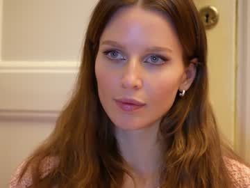 female cam girl ellaa91 image #2876339