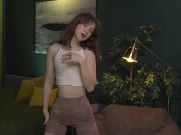 female cam girl silk_geisha image #2840465