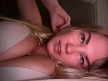 female cam girl mariah95 image #2872026