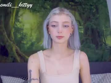 female cam girl lit1le_kitty_ image #2301390
