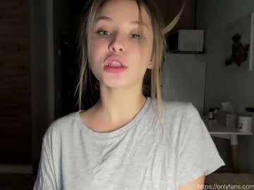 female cam girl sun_shine_baby image #2584280